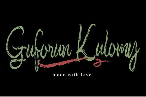 Guforun Kulomy: A Handwritten Script Font for Modern Web Design